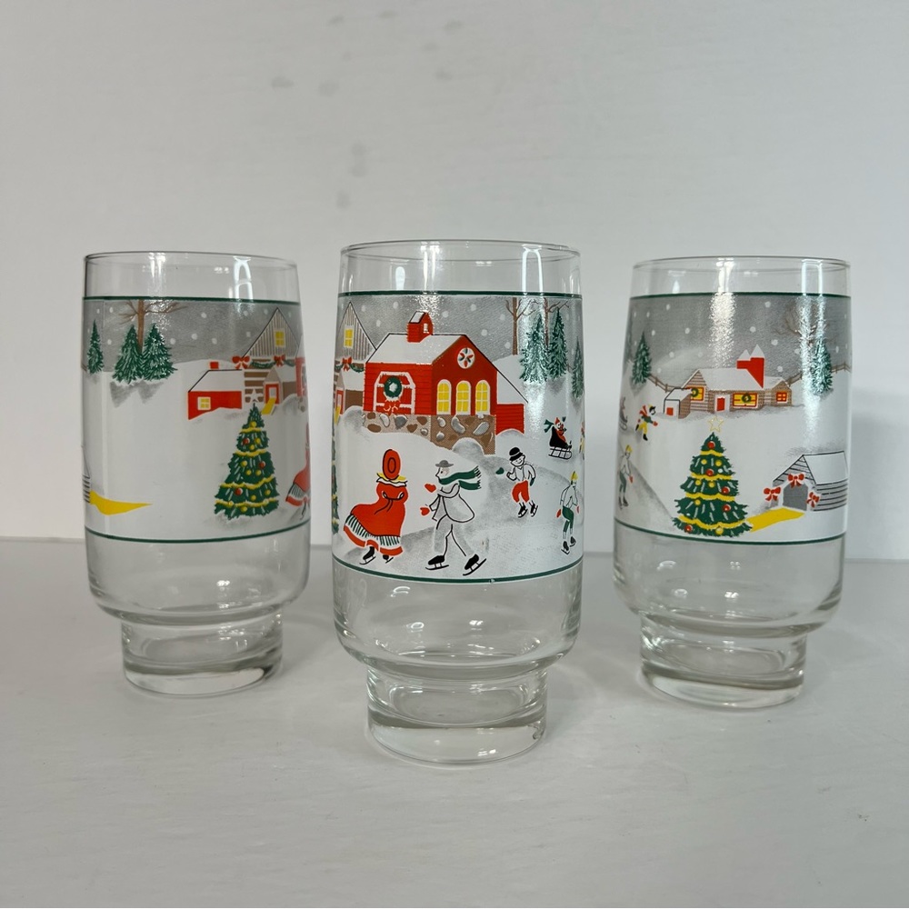 Vintage Sango Silent Night Holiday Christmas Winter Class Set of 3 Drink Glasses